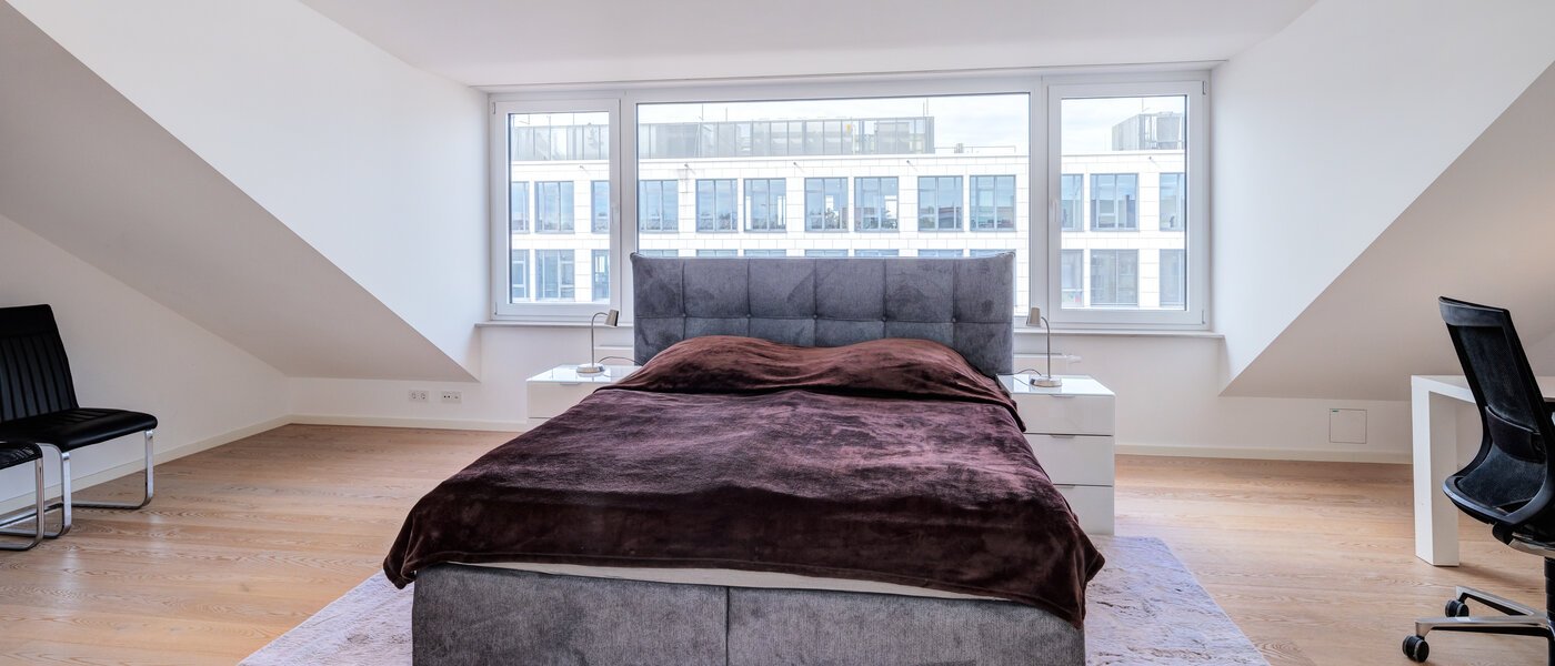 Mansardă plată München Maxvorstadt 01 Dormitor 14568