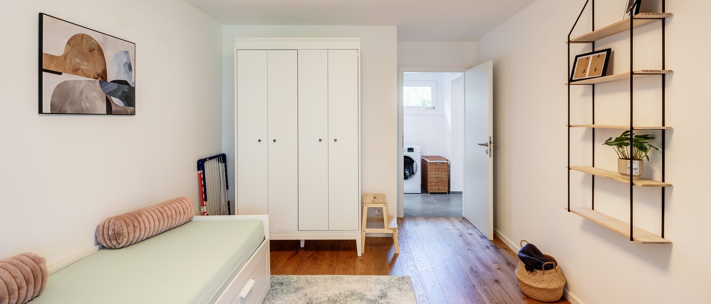 Platt Pullach im Isartal 02 2:a sovrummet 14573