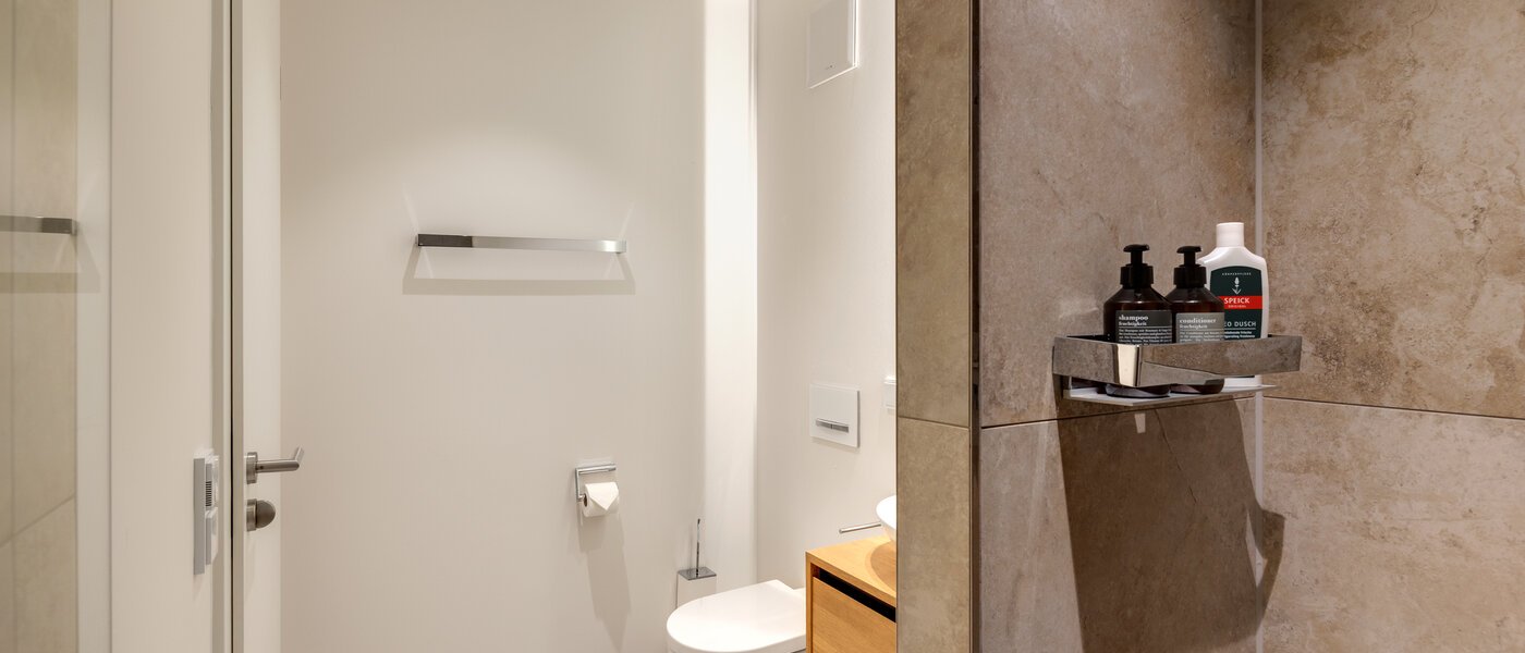 Ploché Bad Wiessee 04 1. kúpeľňa 14576