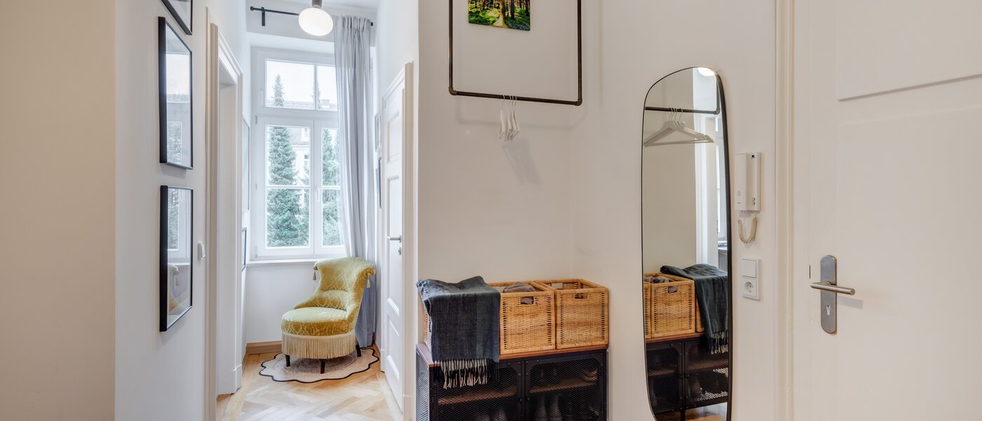 Ploché München Altbogenhausen 03 Chodba/chodba 14584