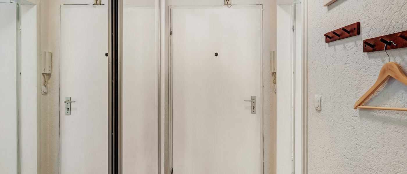 Плосък München Neuhausen 02 Коридор/ коридор 14587