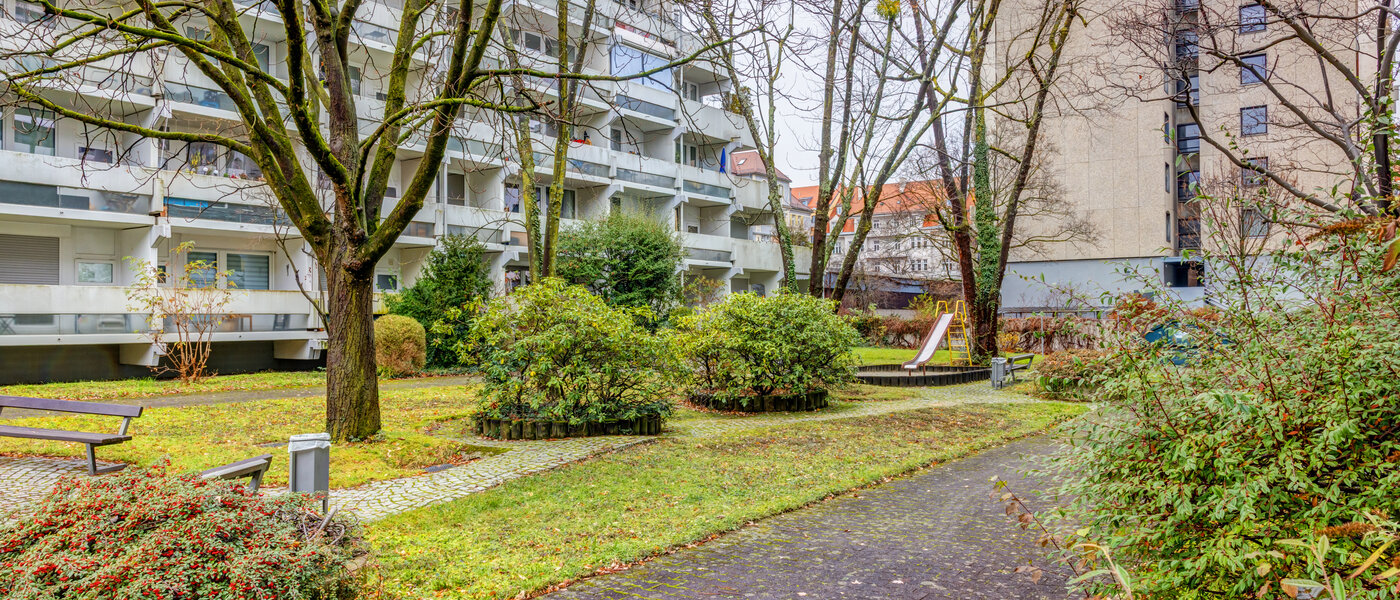 Плосък München Neuhausen 01 Вътрешен двор 14587