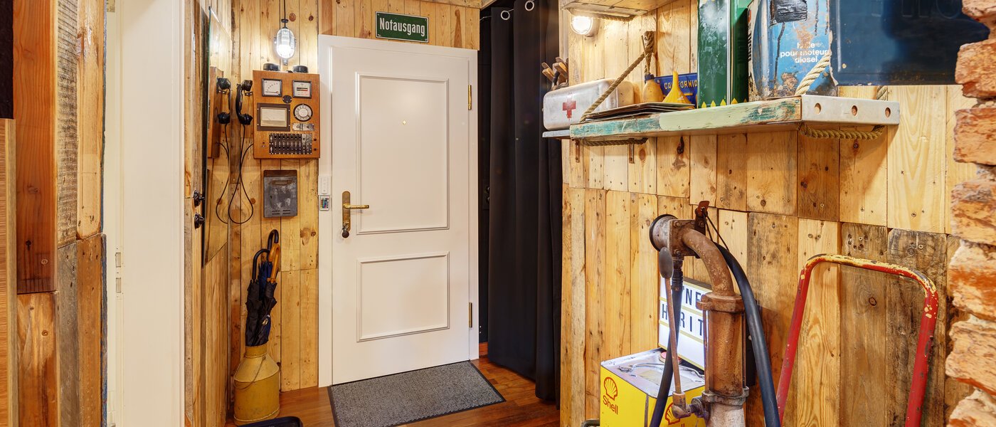 Flad München Au 01 Korridor/gang 14588