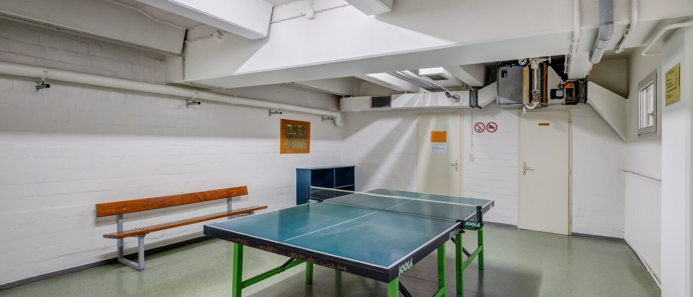 Ravna stran München Westkreuz 02 Fitnes 14594