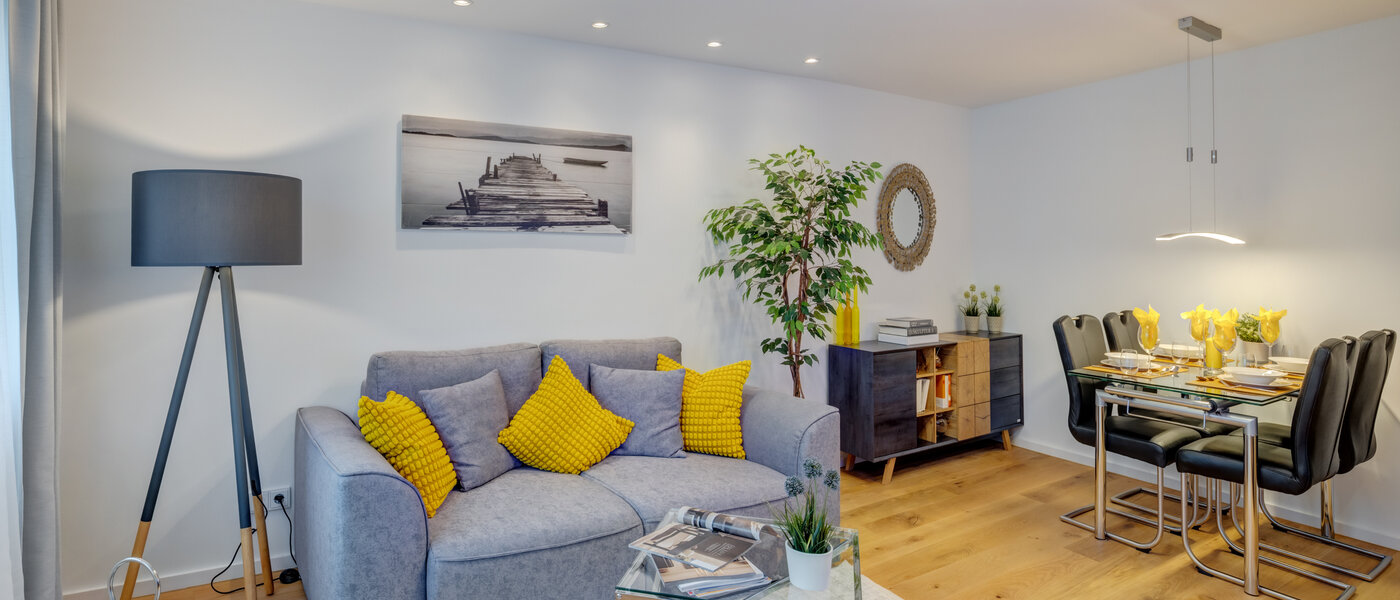 Ravna stran München Westkreuz 02 Dnevna soba 14594