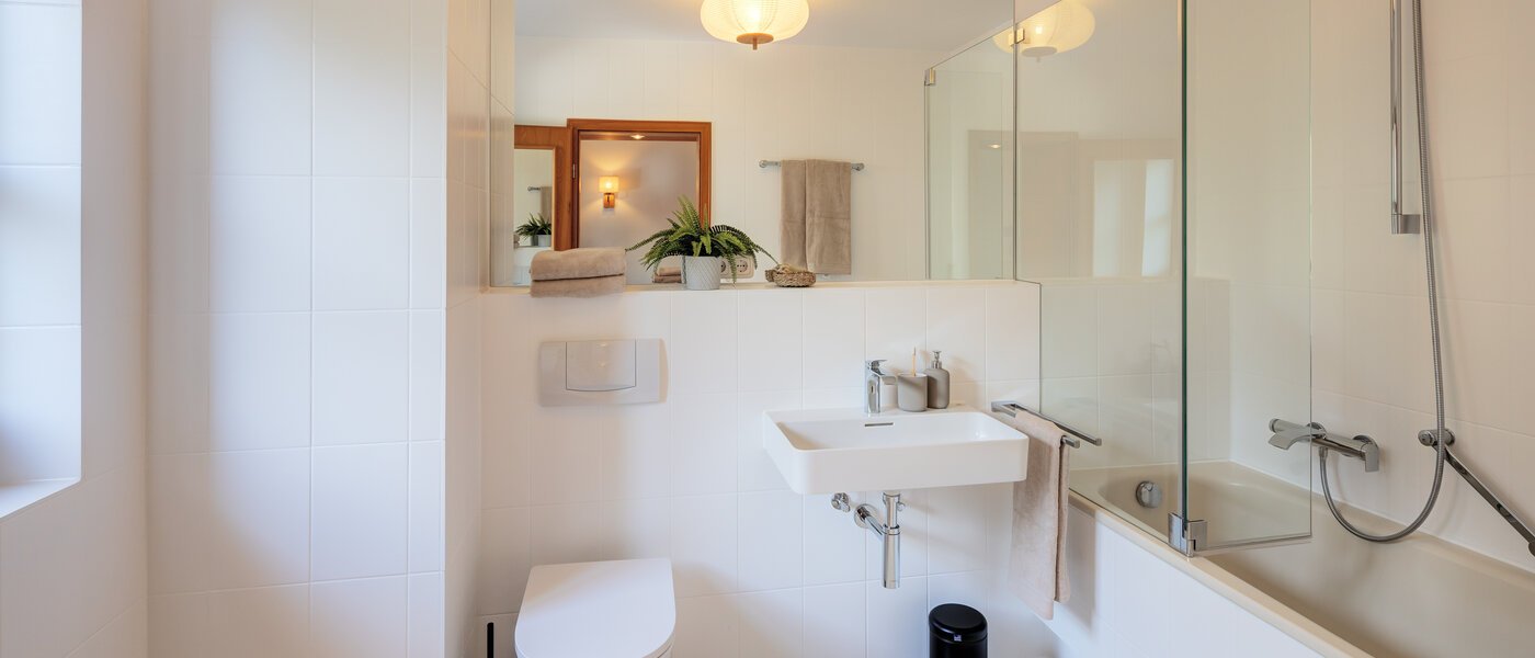 ikerház Rottach-Egern 01 1. fürdőszoba 14616