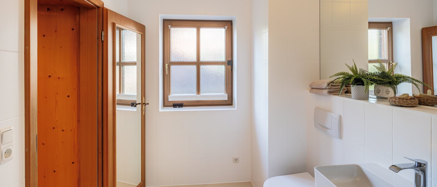 ikerház Rottach-Egern 04 1. fürdőszoba 14616