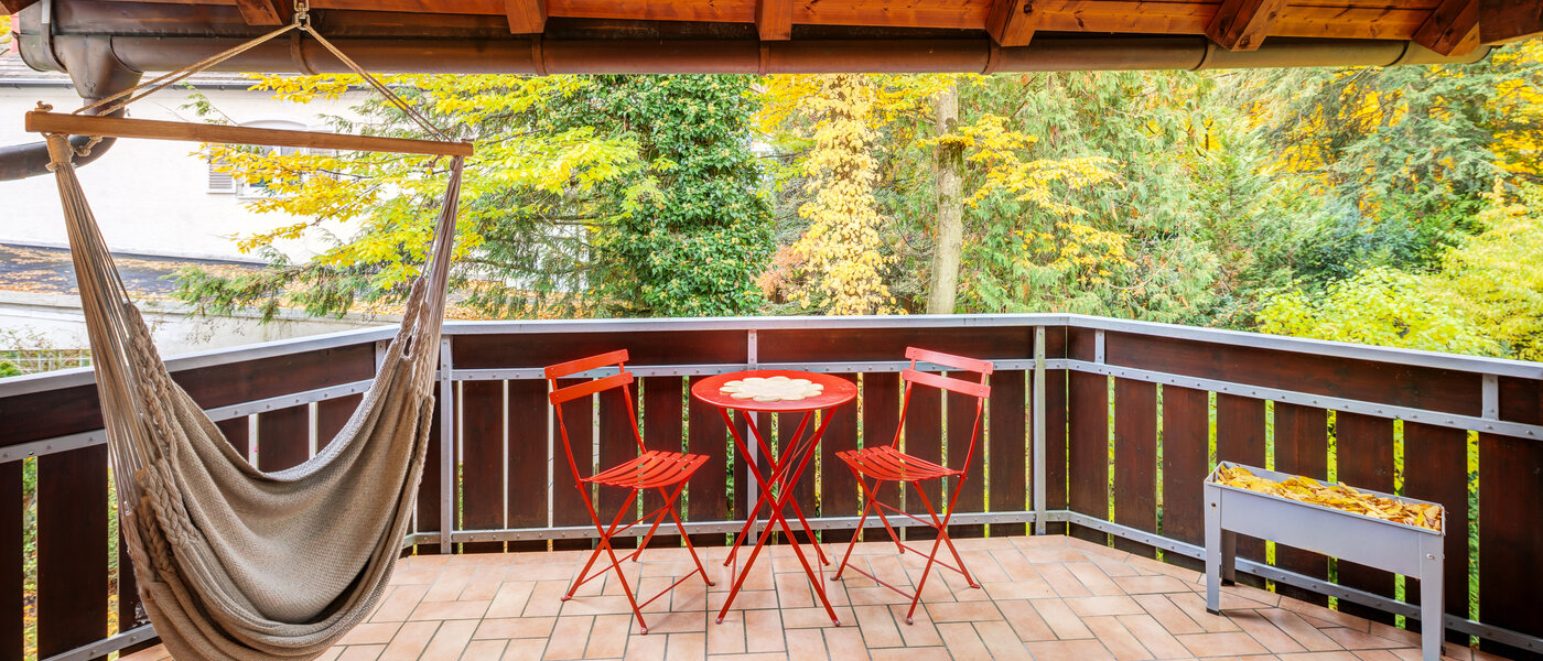 Ravna stran München Harlaching 02 Balkon 14629