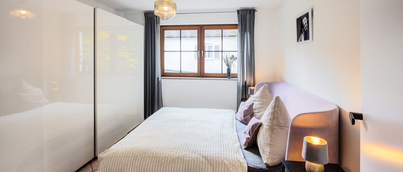 Ravna stran München Harlaching 01 1. spalnica 14629