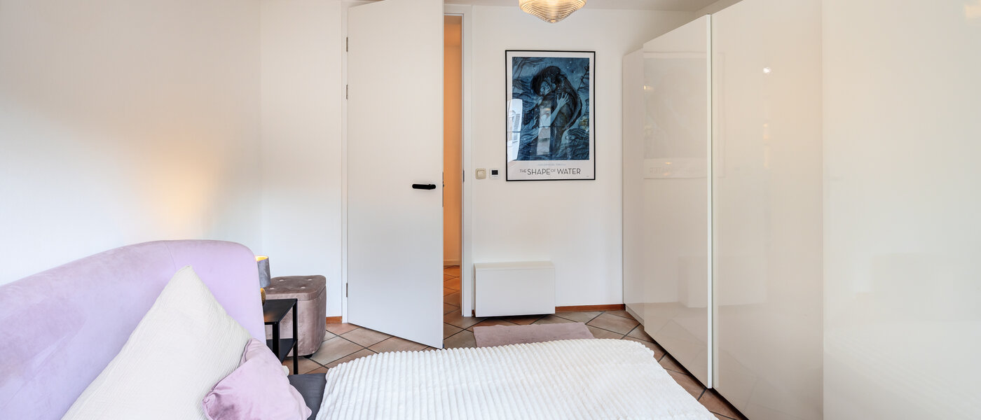 Ravna stran München Harlaching 03 1. spalnica 14629