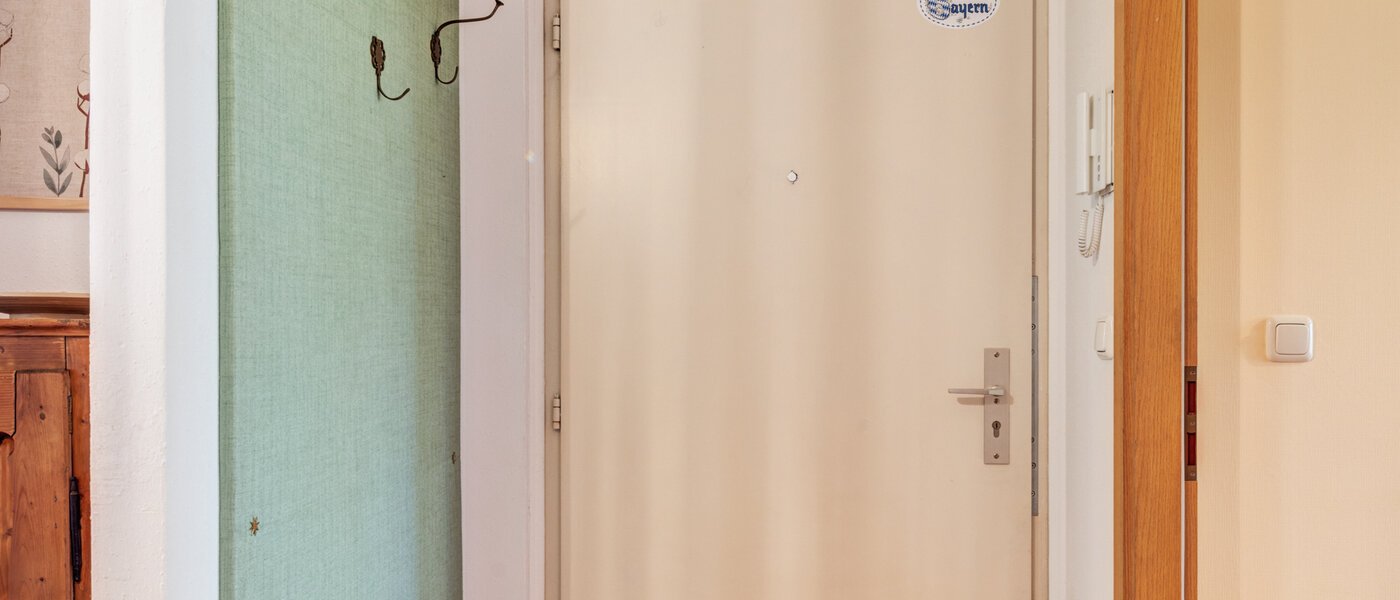 Flat München Bogenhausen 01 Korridor/gang 14639