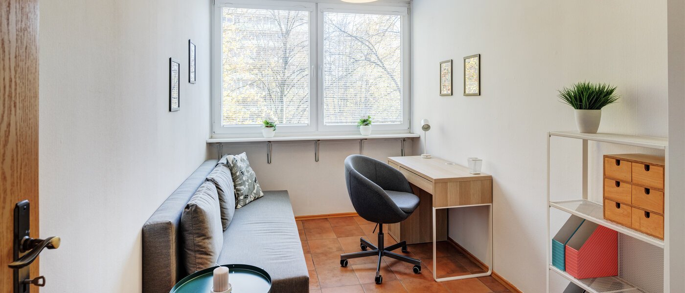 Flat München Bogenhausen 01 Arbeidsrom/gjesterom 14639