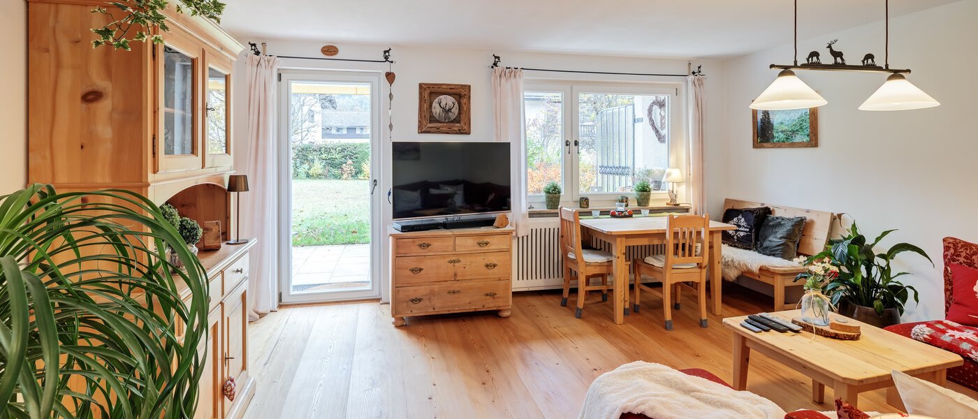 Ploché Kreuth 03 Obývací prostor 14644