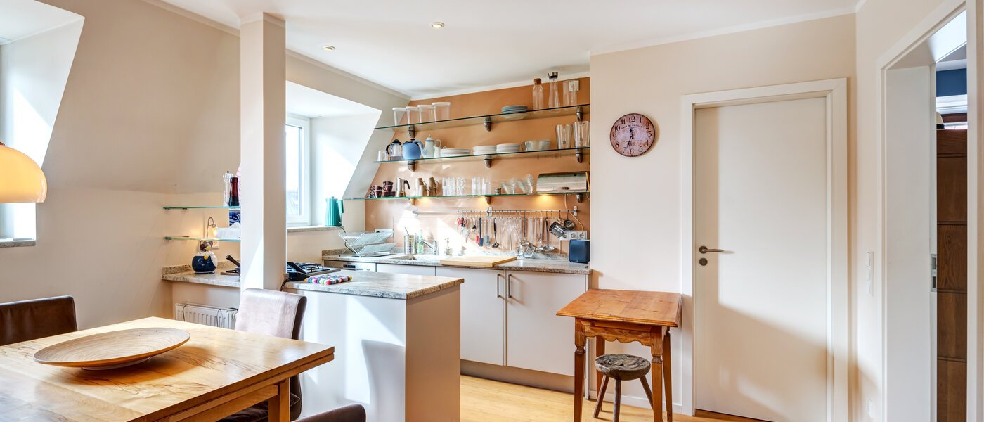 Podkrovný byt München Haidhausen 01 Kuchyňa 14648