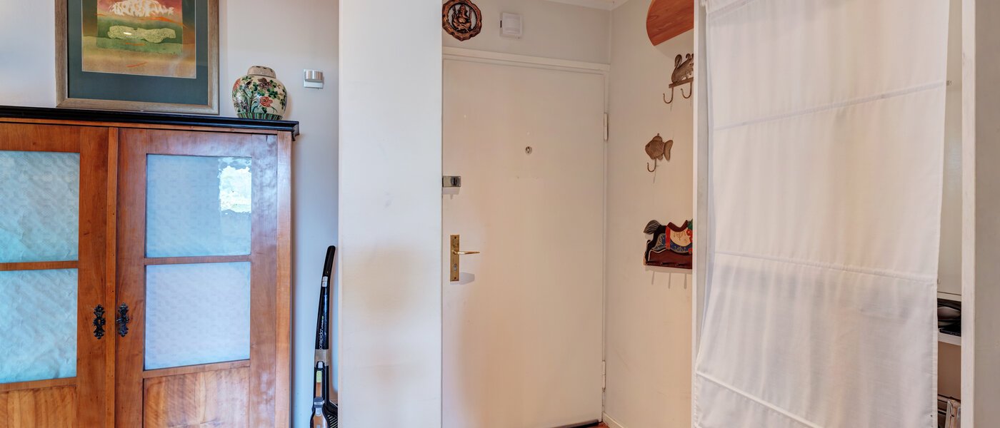 Podkrovný byt München Haidhausen 01 Chodba/priestor 14648