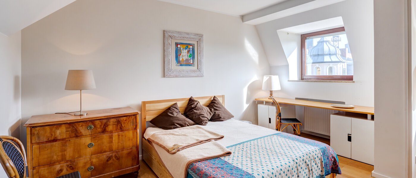 Podkrovný byt München Haidhausen 01 3. spálňa 14648