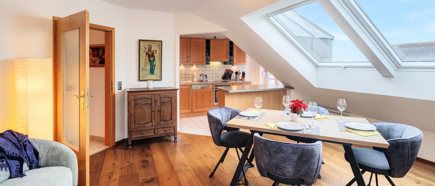 Σοφίτα München Neufahrn b. Freising 01 Καθιστικό 14673