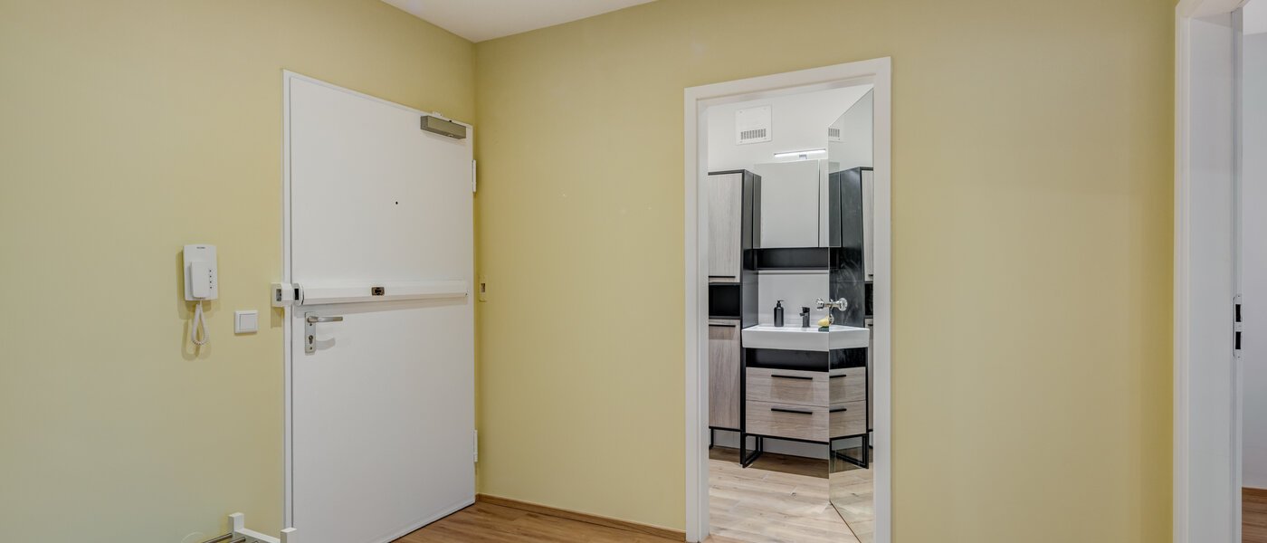 플랫 München Bogenhausen 04 복도/복도 14675