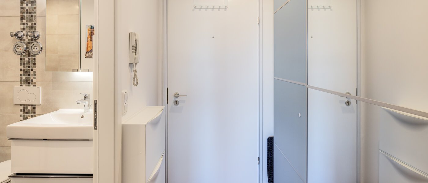 플랫 München Schwabing-West 01 복도/복도 14686