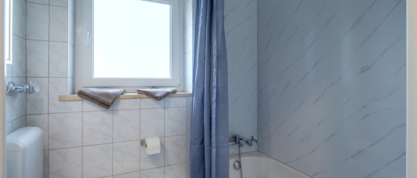 Płaski München Oberföhring 02 Łazienka 14689