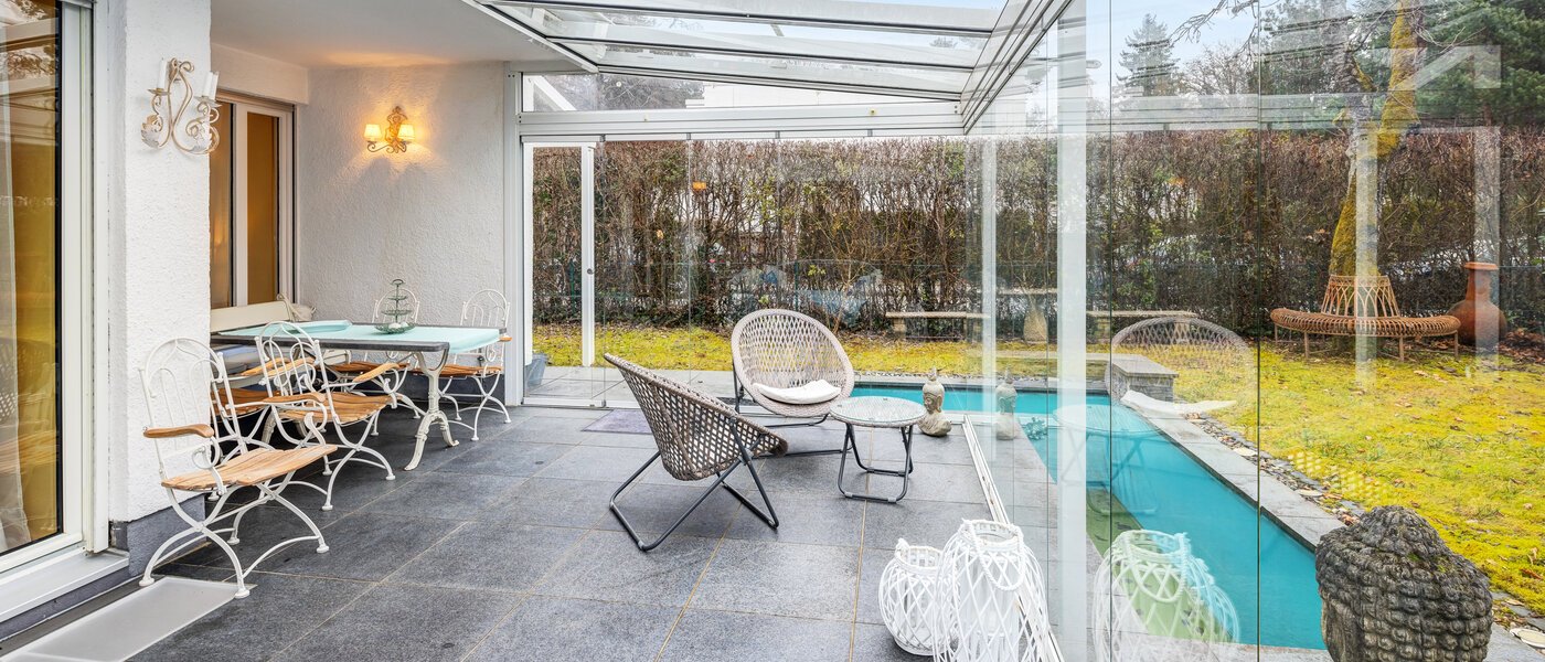 Γωνιακή μονοκατοικία Unterhaching 01 Θερμοκήπιο 14690