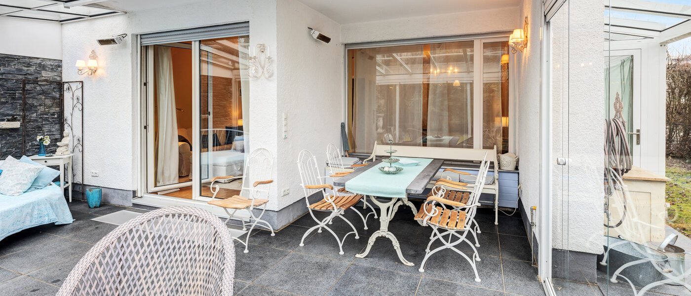 Γωνιακή μονοκατοικία Unterhaching 02 Θερμοκήπιο 14690