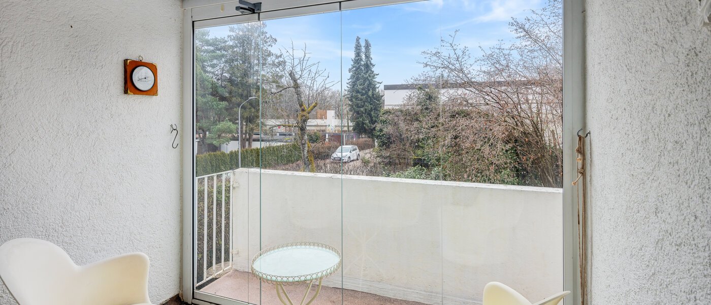 Γωνιακή μονοκατοικία Unterhaching 01 Λότζια 14690