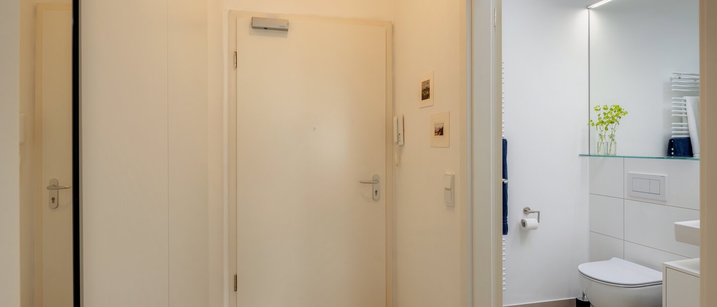 Vindsvåning München Neuhausen 01 Korridor/hallgång 14695