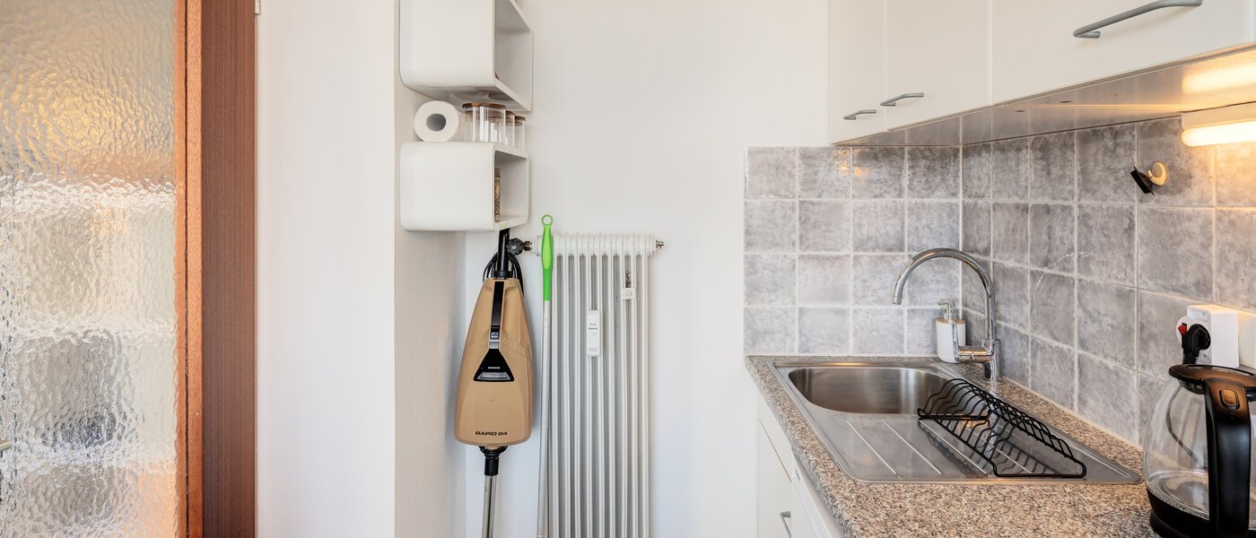 Ravna stran München Laim 03 Kuhinja 14697