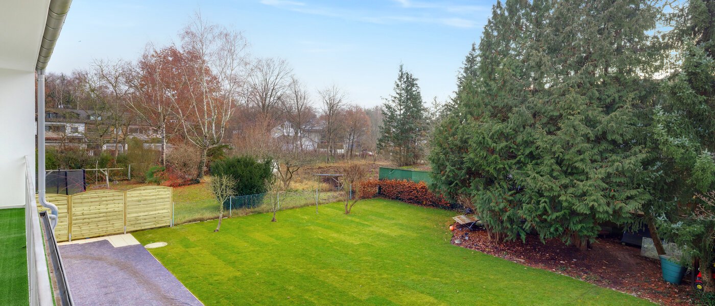 Плоский Germering 01 Вигляд 14700