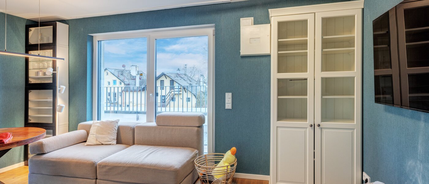 Penthouse lakás München Trudering 02 Nappali 14707