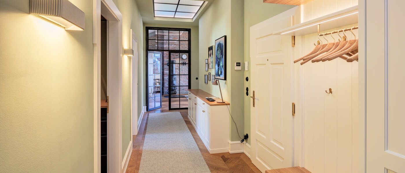 Tetőtéri lakás München Neuhausen 02 Folyosó/folyosó 14709