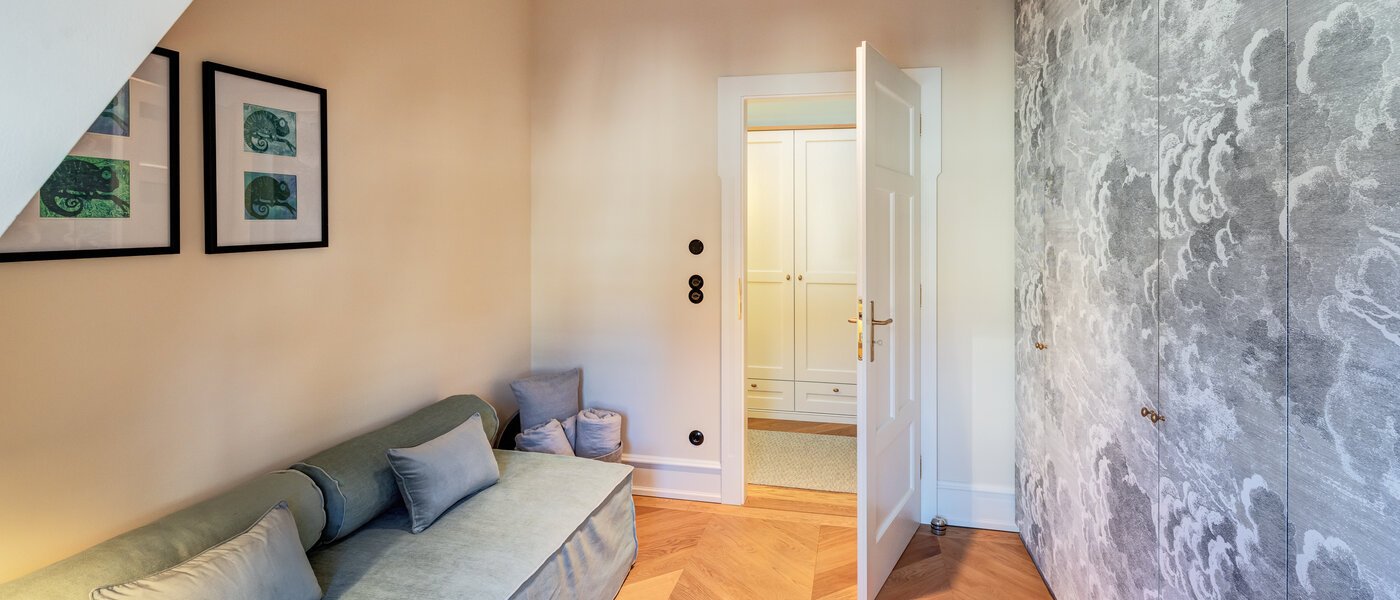 Tetőtéri lakás München Neuhausen 02 Vendégszoba 14709