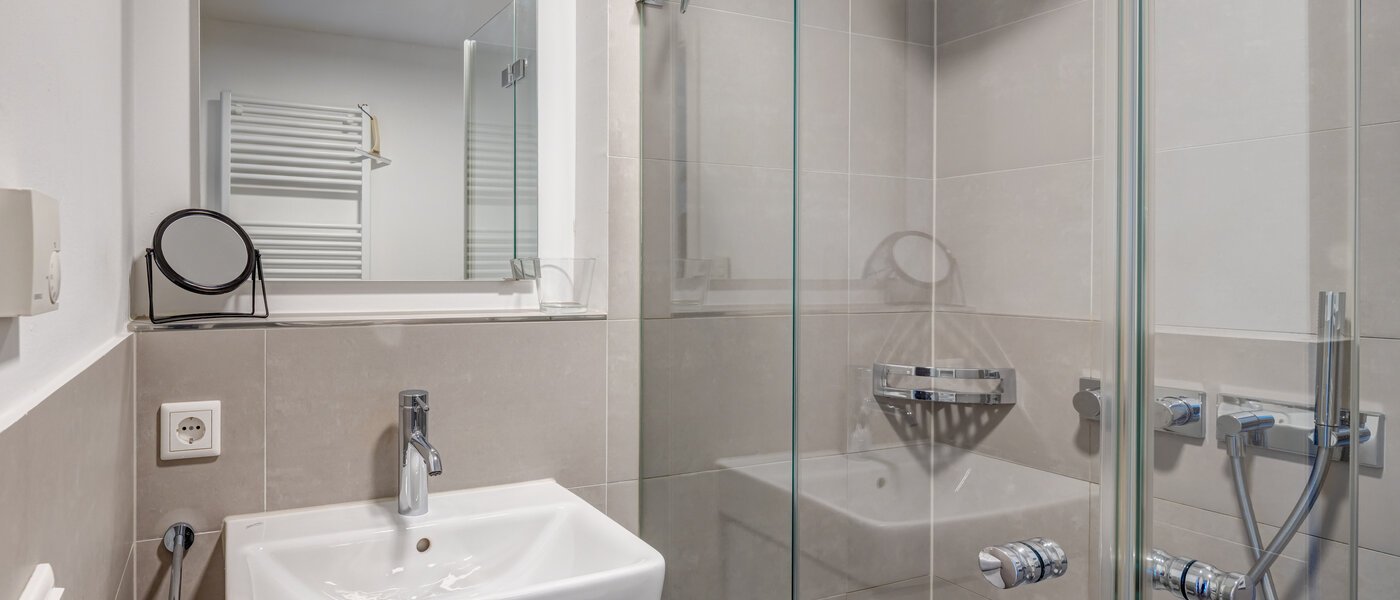 Ploché München Harlaching 01 2. kúpeľňa 14713