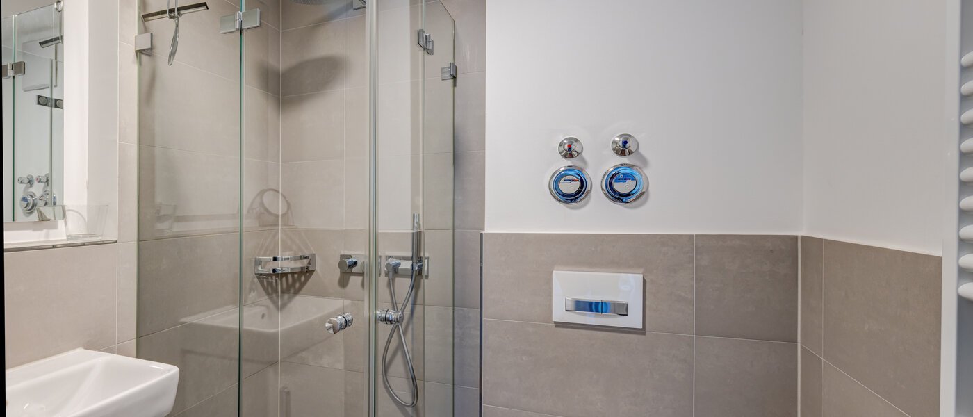 Ploché München Harlaching 02 2. kúpeľňa 14713