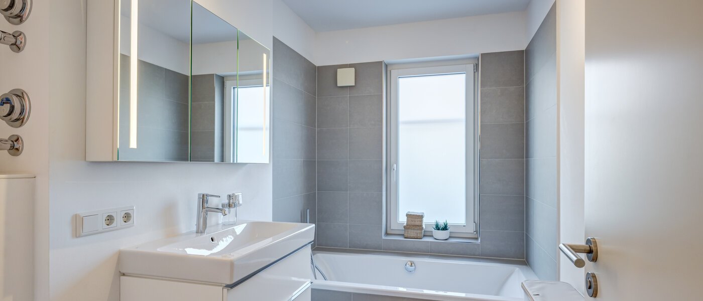 Ploché München Harlaching 01 1. kúpeľňa 14713