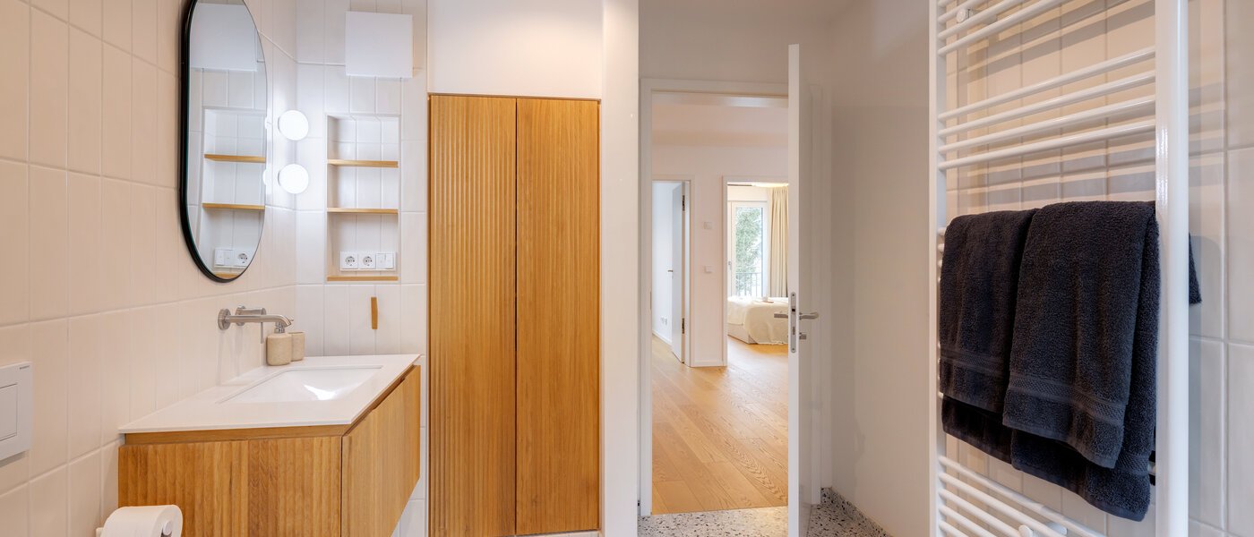 Dvostanovanjska hiša München Pasing 04 2. kopalnica 14721