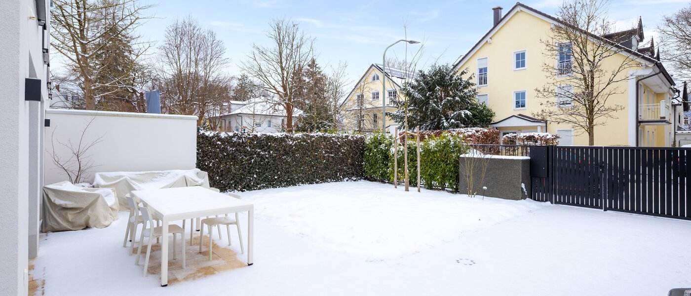 Dvostanovanjska hiša München Pasing 02 Vrt 14721