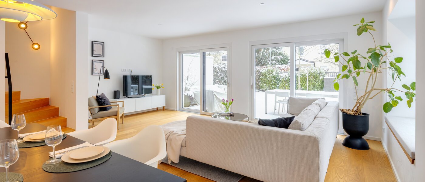 Dvostanovanjska hiša München Pasing 01 Dnevni prostor 14721