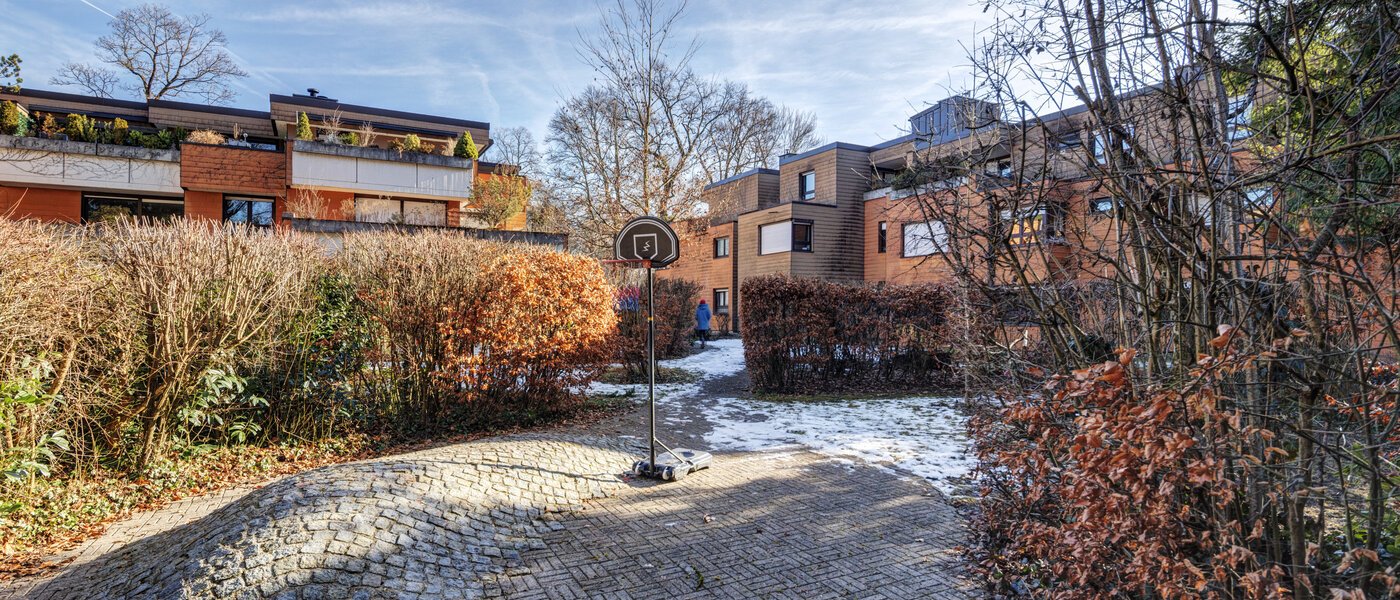 Trädgårdslägenhet München Solln 01 Innergård 14725