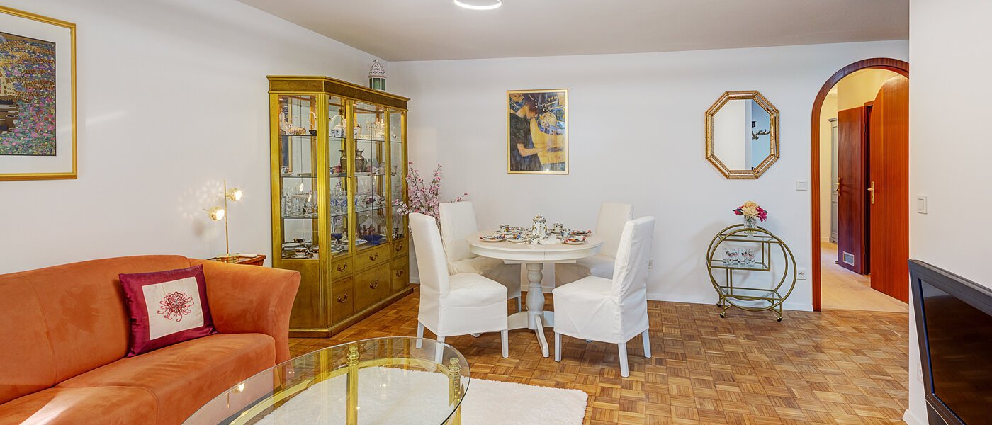 Trädgårdslägenhet München Solln 02 Vardagsrum 14725