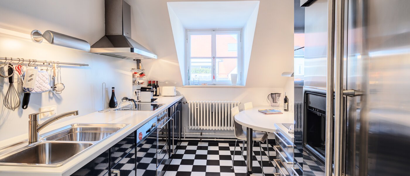 Tagterrasse-lejlighed München Schwabing-West 01 Køkken 14731