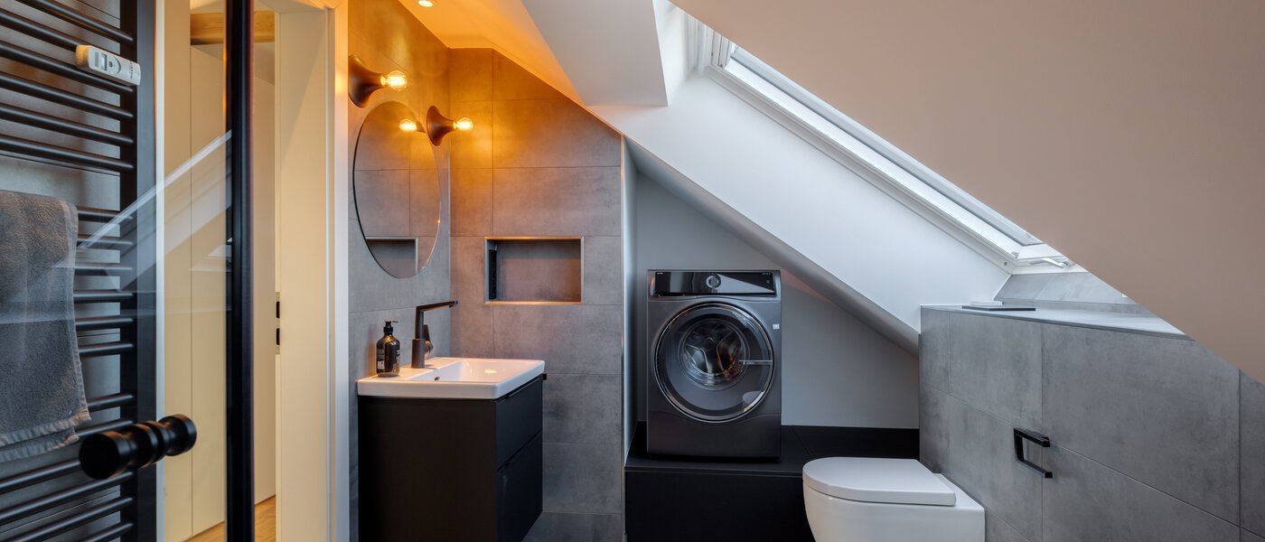 Zolder flat München Forstenried 01 Badkamer 14733