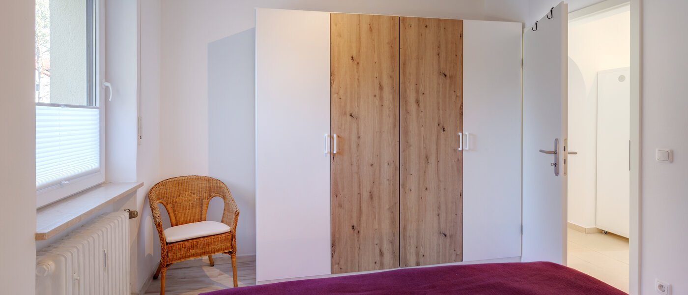 Ravna stran Gröbenzell 02 1. spalnica 14744