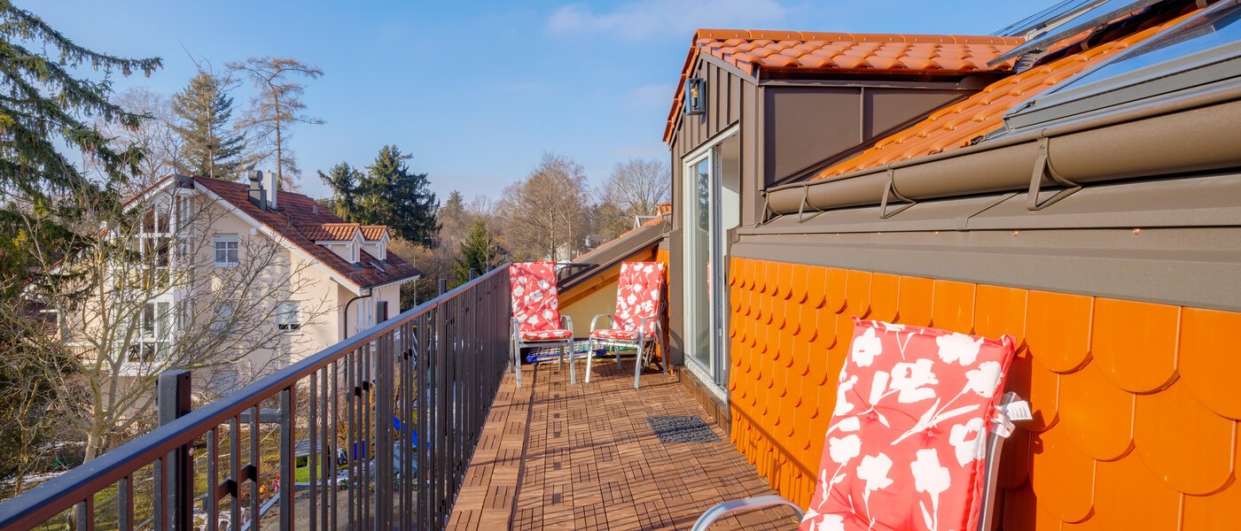 Podkrovní byt Gröbenzell 01 Střešní terasa 14746