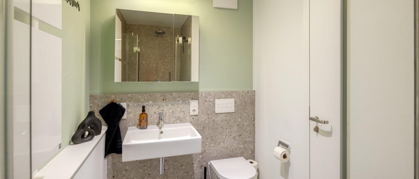 Ravna stran München Maxvorstadt 02 Kopalnica 14752