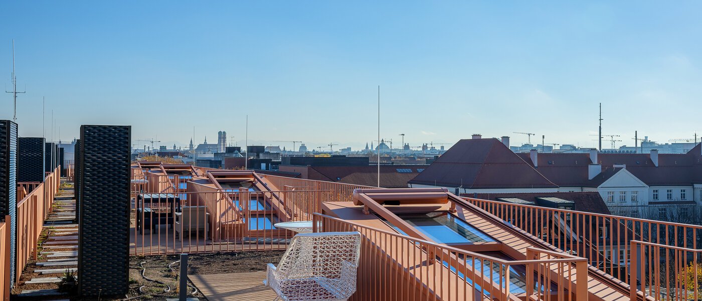 Ravna stran München Maxvorstadt 01 Skupna terasa  14752