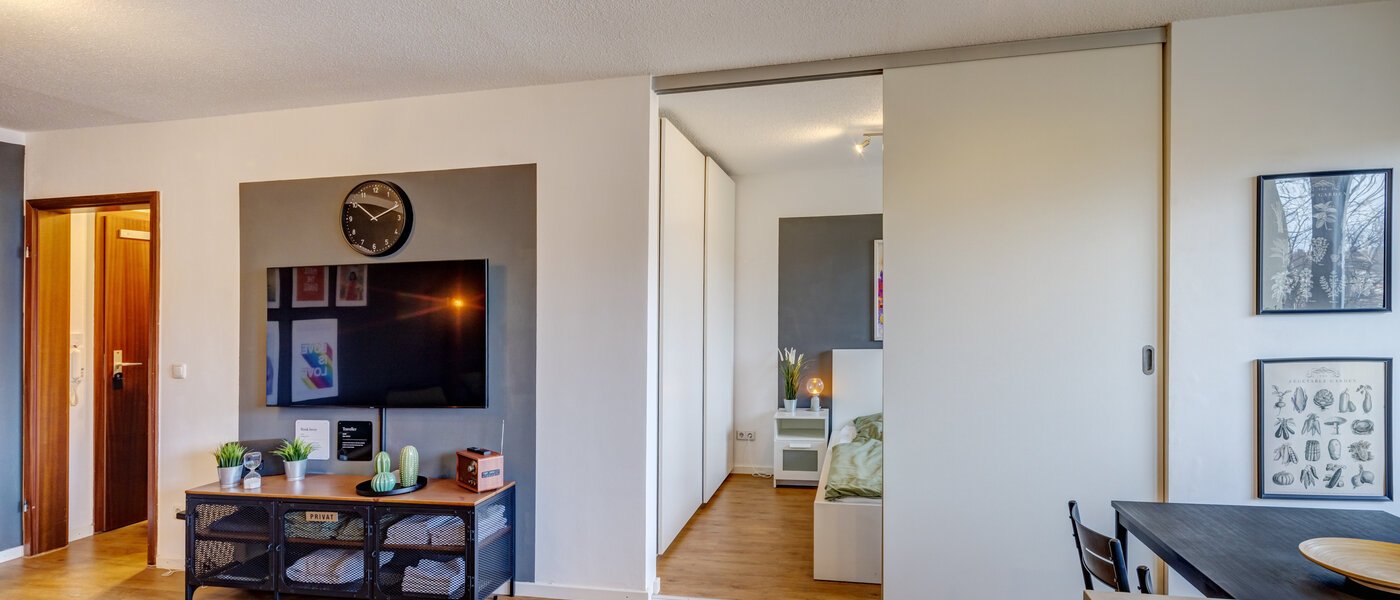 플랫 München Neuhausen 03 거실 공간 14753