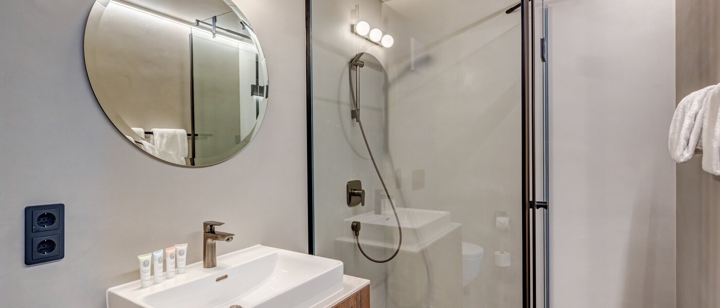 Ploché München Ludwigsvorstadt 01 Koupelna 14755