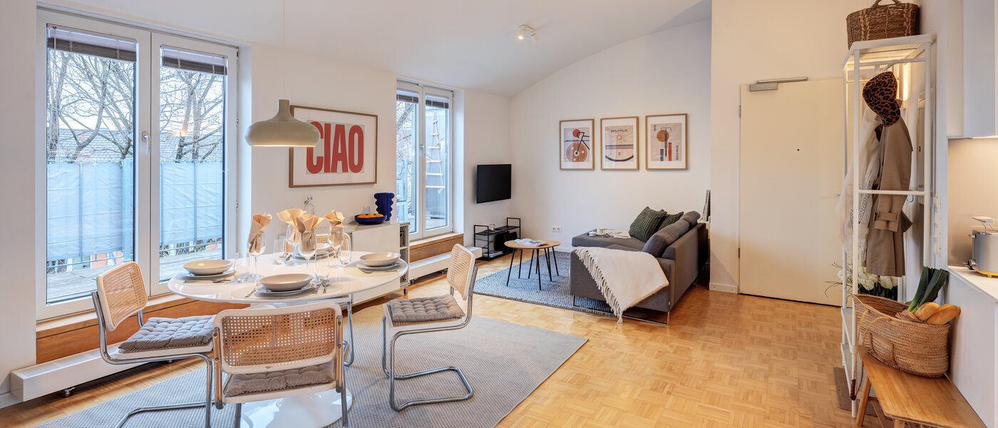 Stanovanje s strešno teraso München Maxvorstadt 04 Dnevni prostor 14758